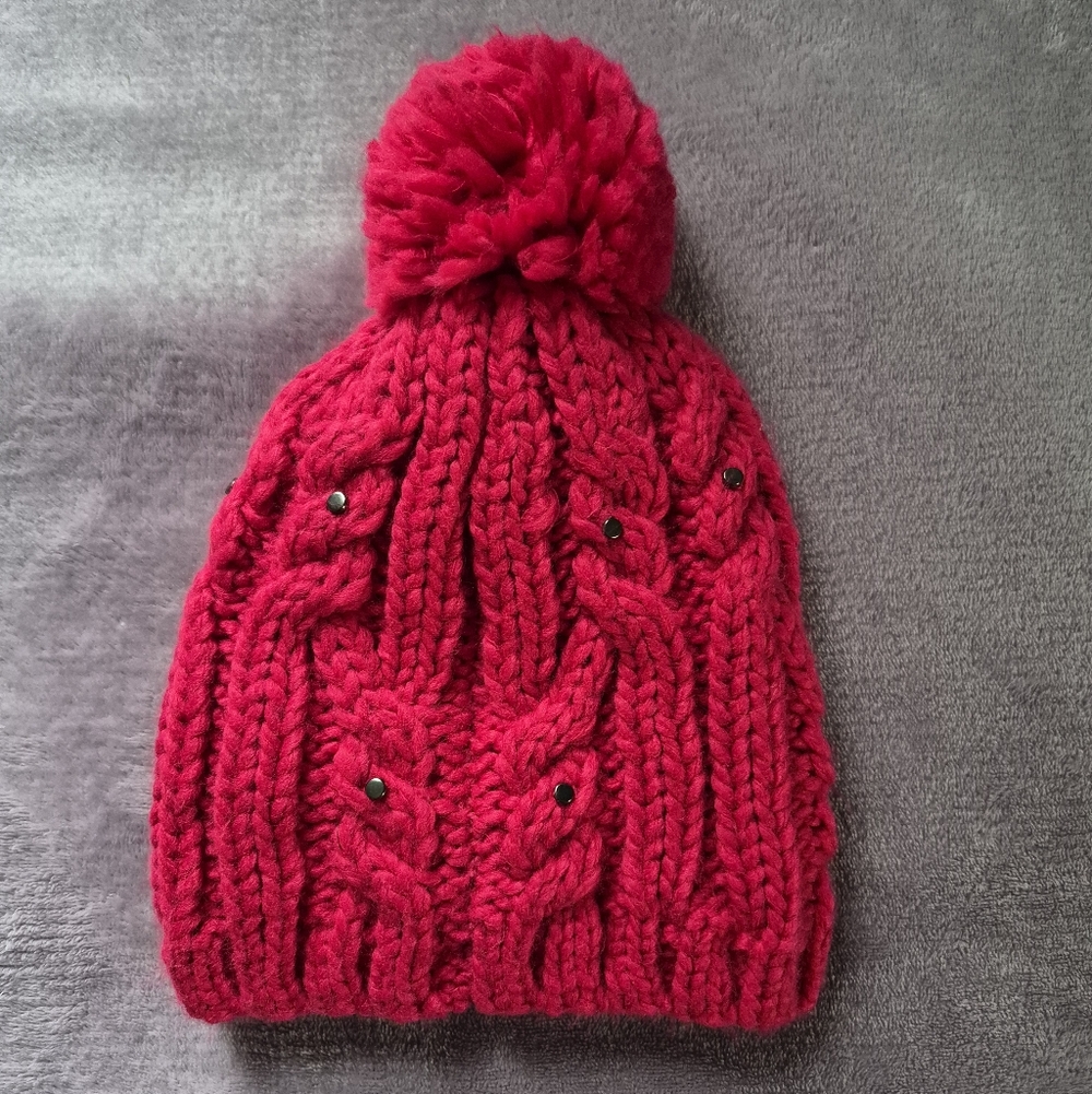 Like new Roxy Pom Beanie